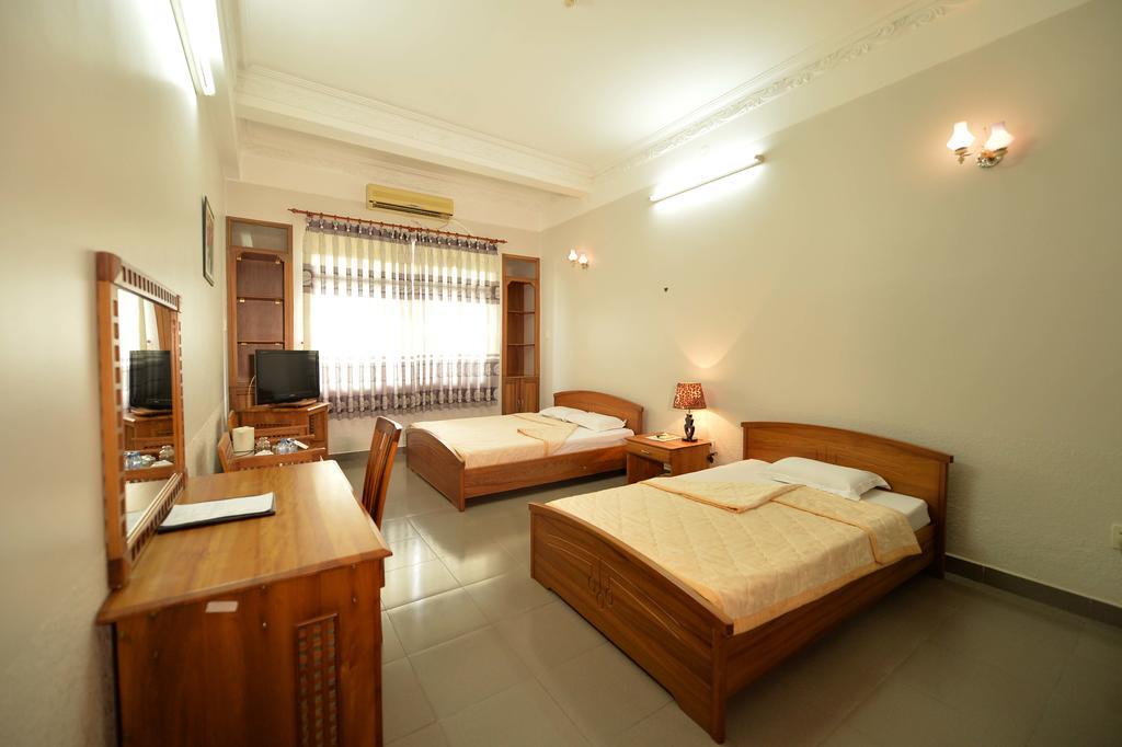 Hoa Binh 2 Hotel Long Xuyên エクステリア 写真